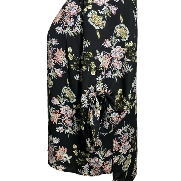 TERRA & SKY Women plus sz 14W Black floral hidden button up lightweight blouse - Picture 8 of 11